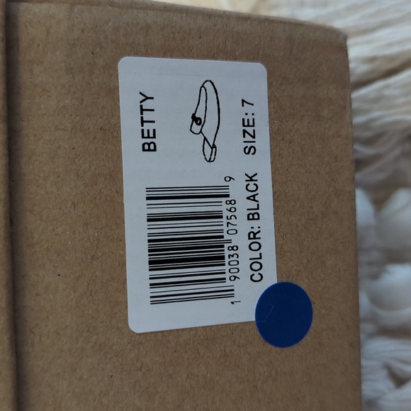 Vintage Havana NIB Betty Mule Black Floral - Picture 8 of 8